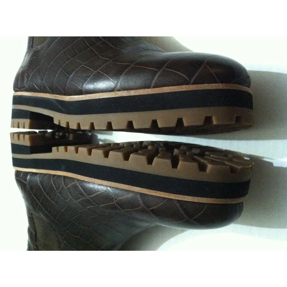 MADEWELL WOMEN'S IVY CHELSEA BROWN LEATHER CROC EMBOSSED ANKLE BOOTS SIZE: 8 - Picture 7 of 10